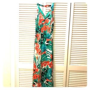 Floral Maxi Dress. Size small